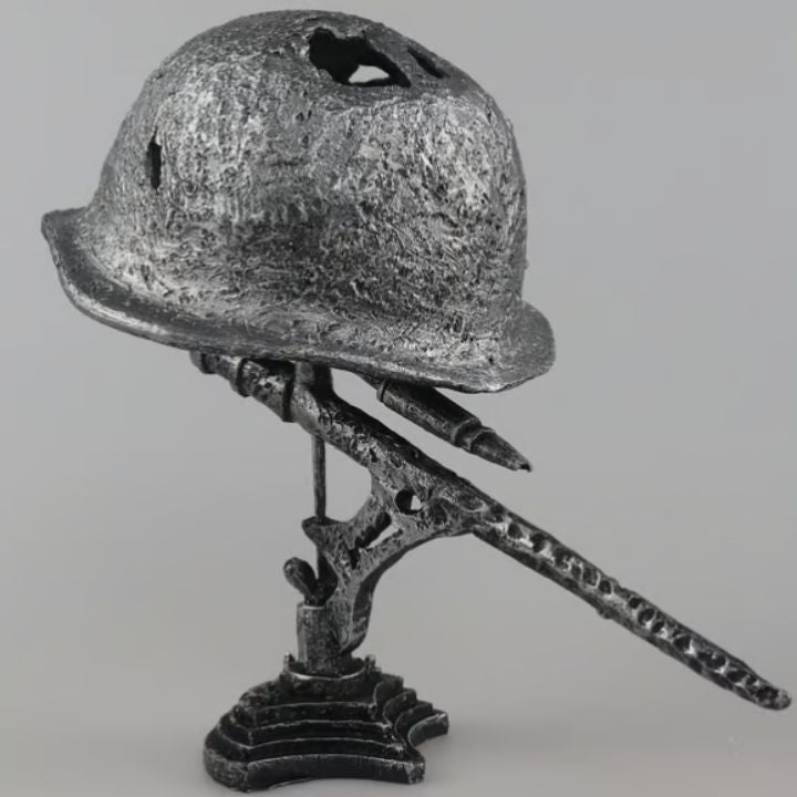 Junips | AntiqueLume | Vintage Steel Helmet Table Lamp – Timeless Historical Home Décor
