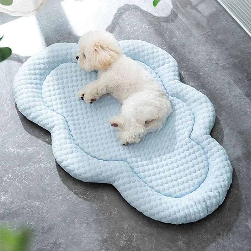 Junips | WolkenRuhe Cooling Mat – Stylish, soft and temperature regulating