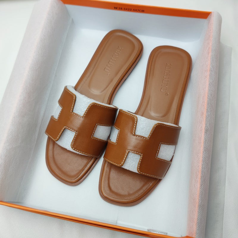Junips | H - Slippers | Soft, comfortable and trendy