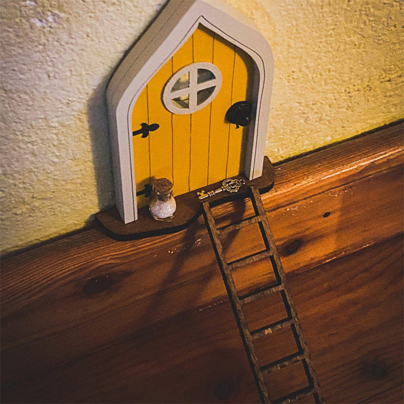 Junips | Fairy Tale Scene - Mini Elf Door
