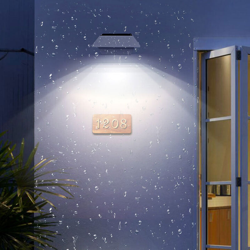 Junips | Solar UFO Shape Design Fence Light LED Outdoor Wall Lamp