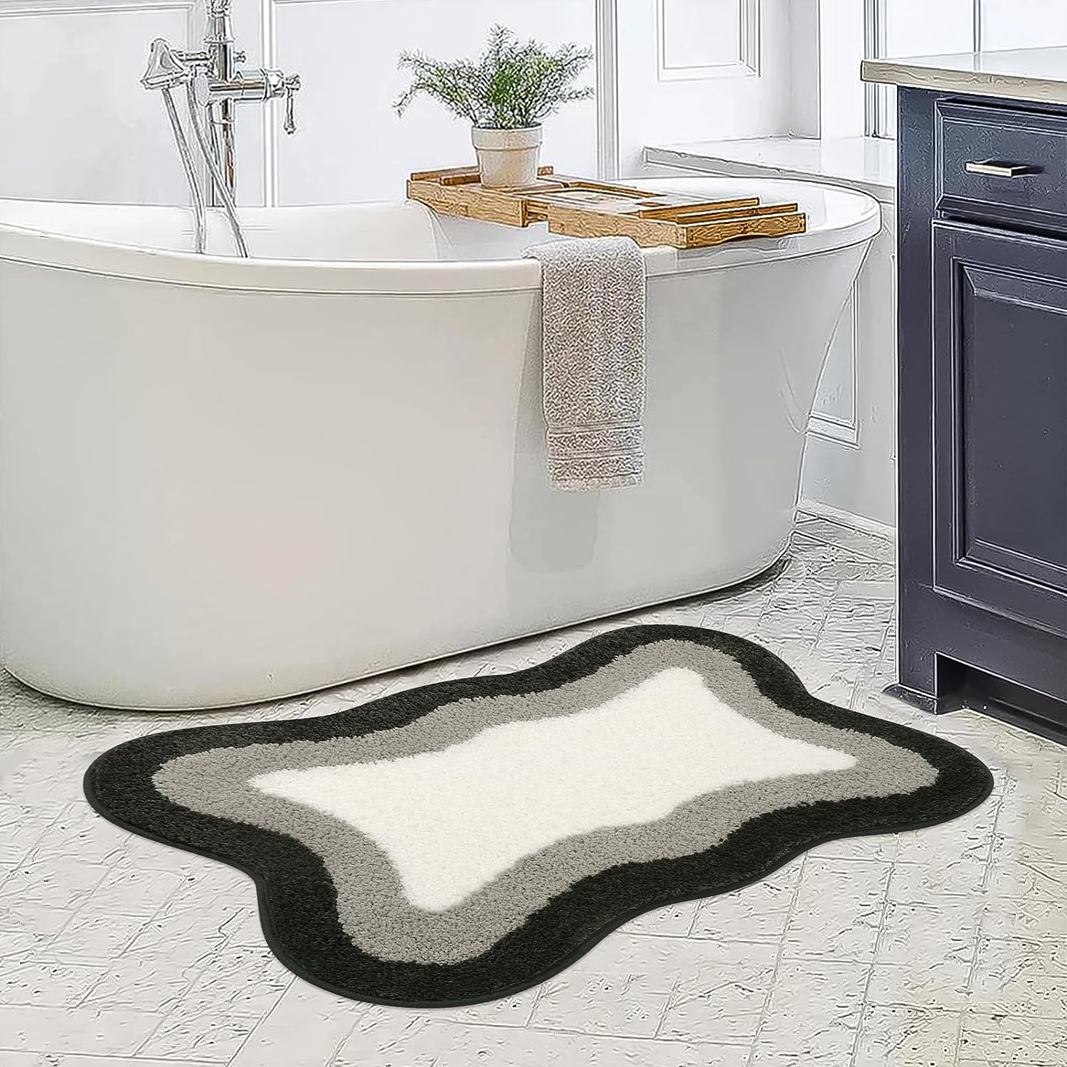 Junips | Black Gradient Bath Mats, Carpet for Bathrooms, Cute Non-Slip Irregular Carpet for Shower Room