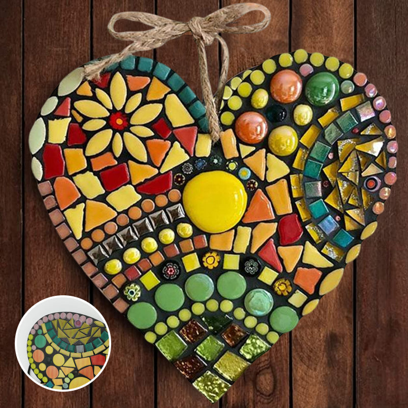 Junips | Large Garden Mosaic Heart Decoration
