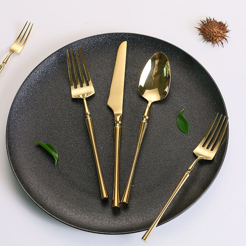 Junips | Classic Stainless Steel Set with Elegant Handles