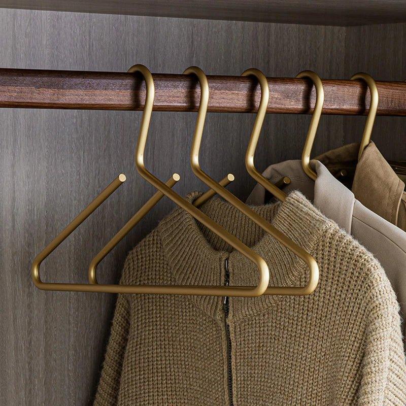 Junips | 5 pieces of hangers made of solid matte gold/silver │ Seamless wardrobe organizer made of metal
