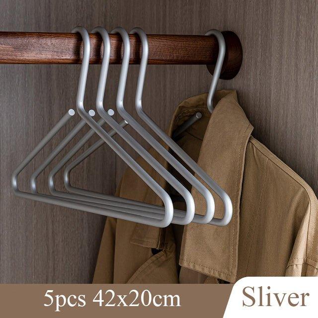 Junips | 5 pieces of hangers made of solid matte gold/silver │ Seamless wardrobe organizer made of metal