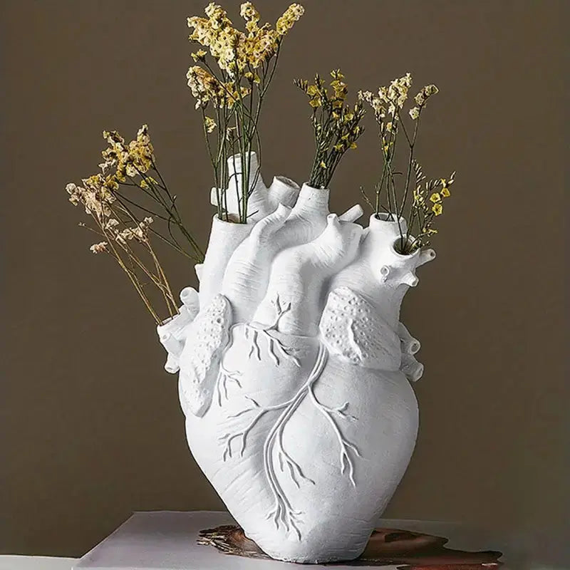 Junips | Dorsø - Ceramic Heart Vase