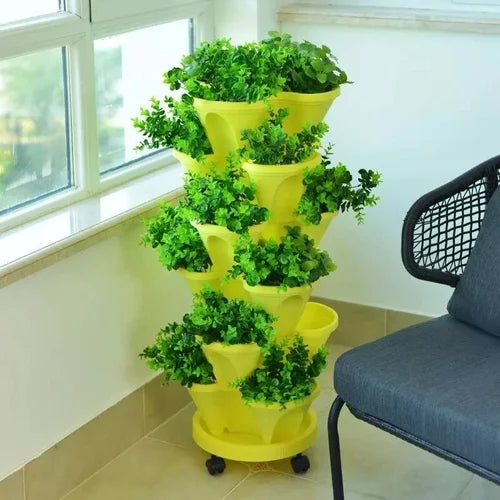 Junips | Vertical Garden - PlantStack - Space-saving - Green Grid Solution