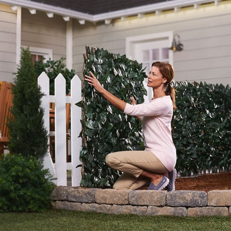 Junips | Expandable Faux Twilight Fence