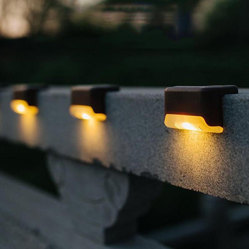 Junips | Waterproof Stair Solar Lights for Outdoors (4 pieces)