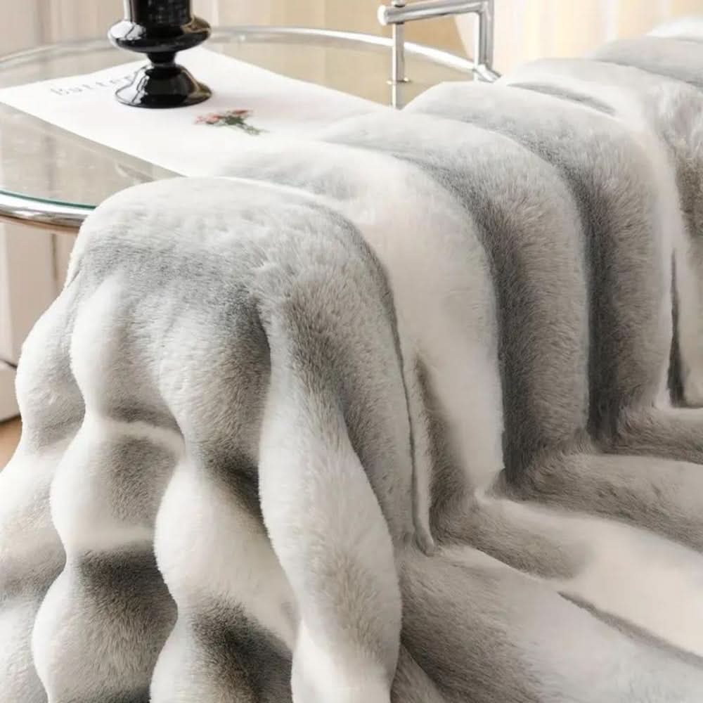 Junips | FleeceElegance - Thick and cloud-like sofa cover