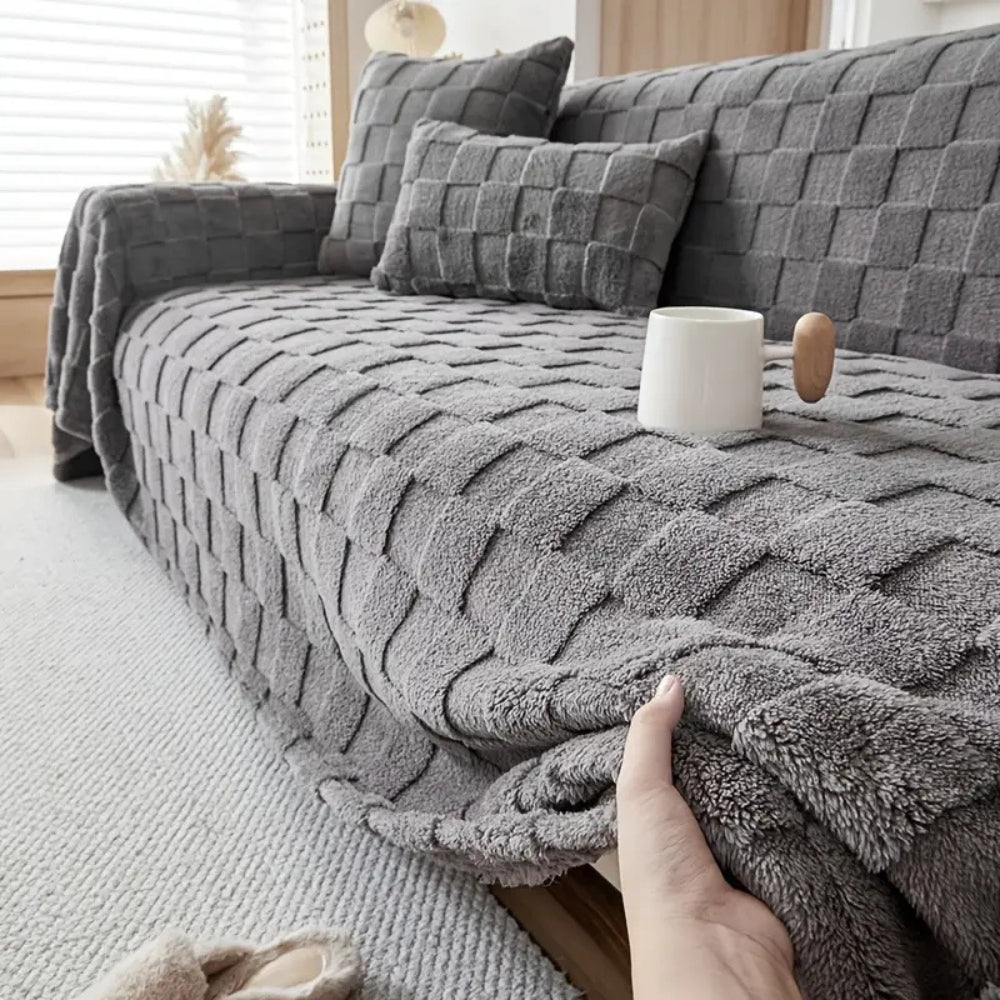 Junips | Checkered Plush Velvet Sofa Cover