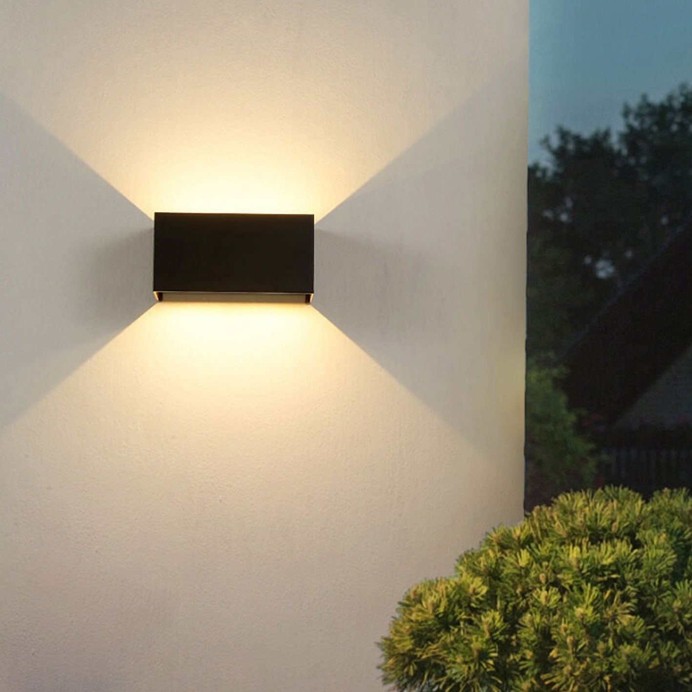 Junips | Modern waterproof rectangular LED wall light for outdoor use with up and down lighting