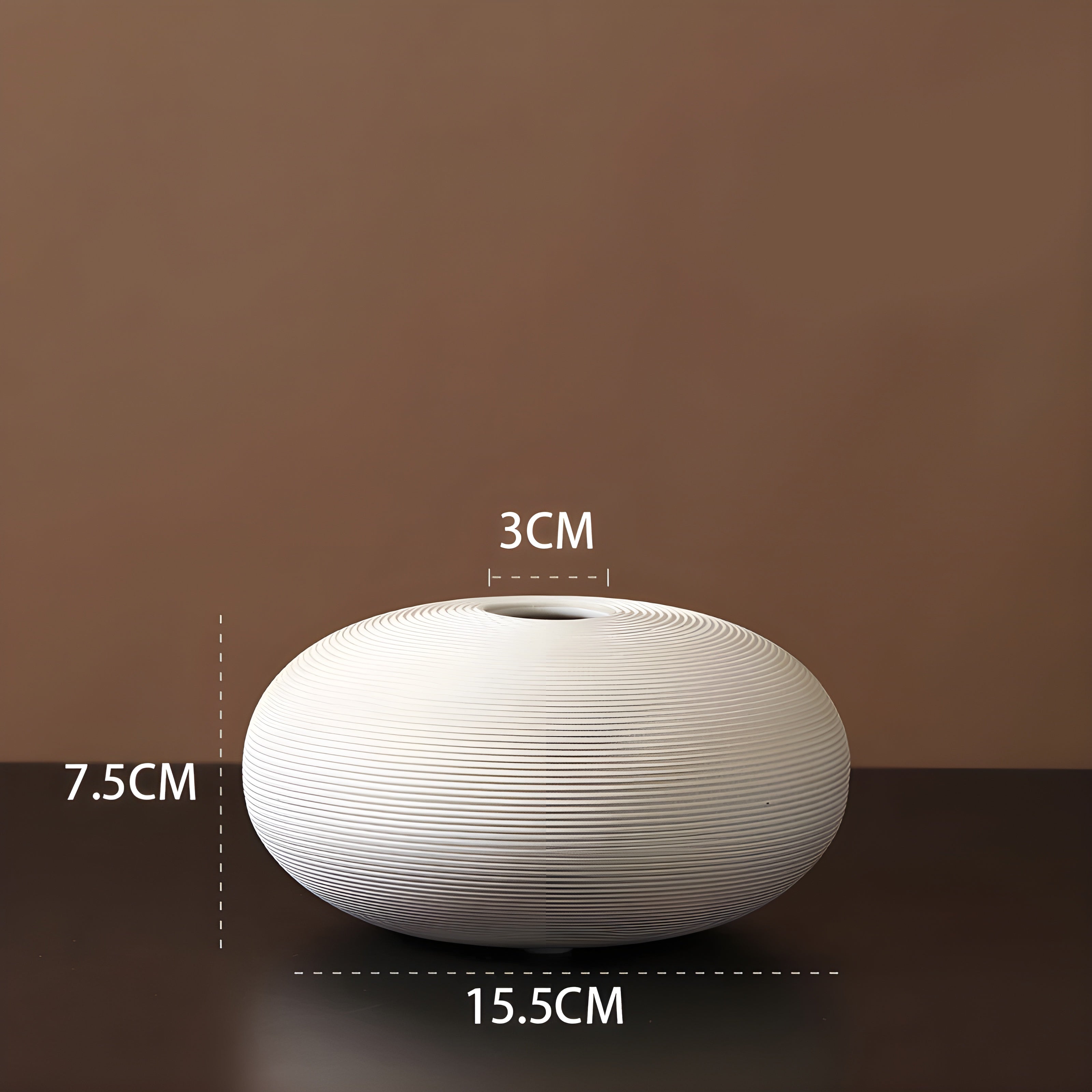Junips | Minimalistic Handcrafted Ceramic Zen Vase