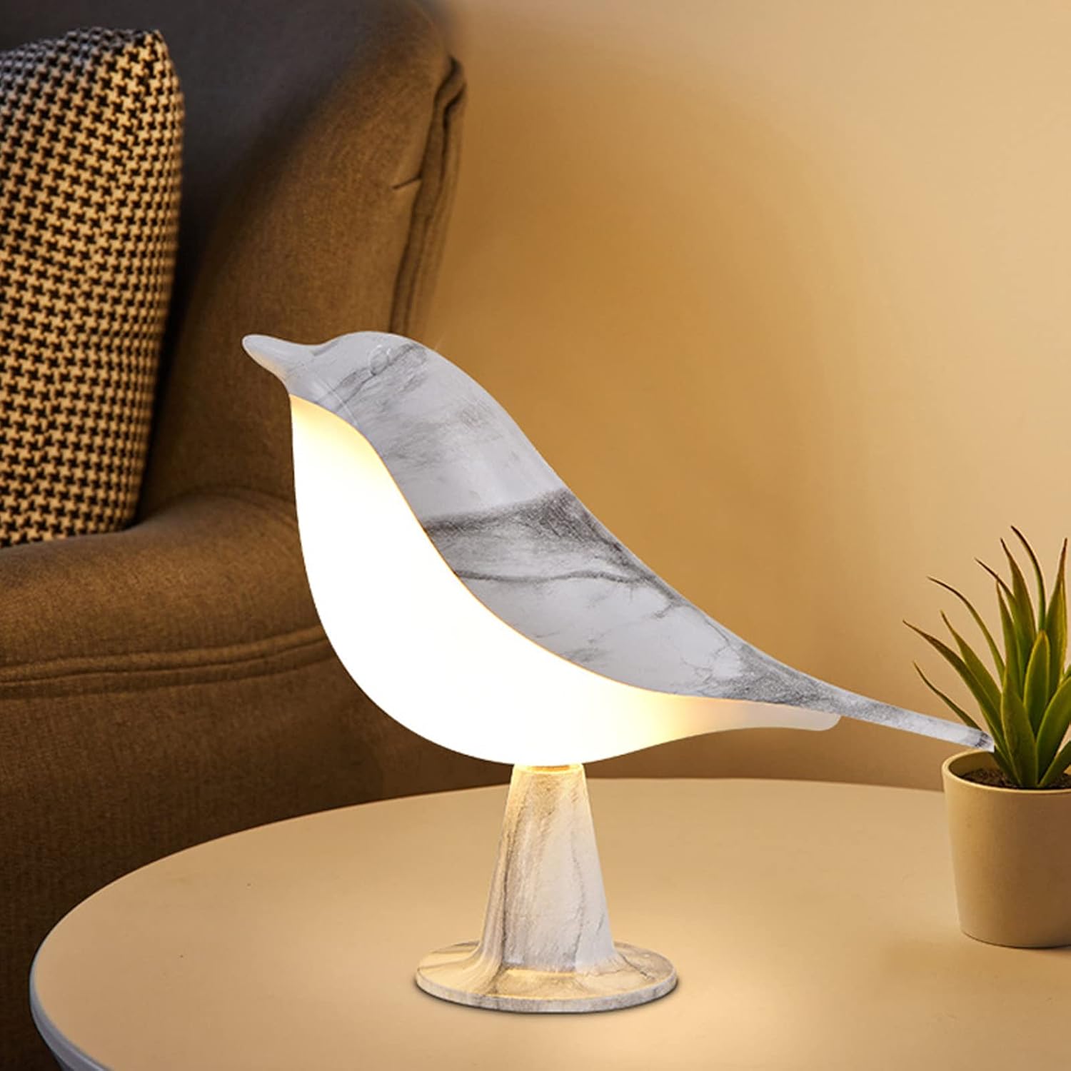 Junips | Modern Wood LED Table Lamp Bird Design
