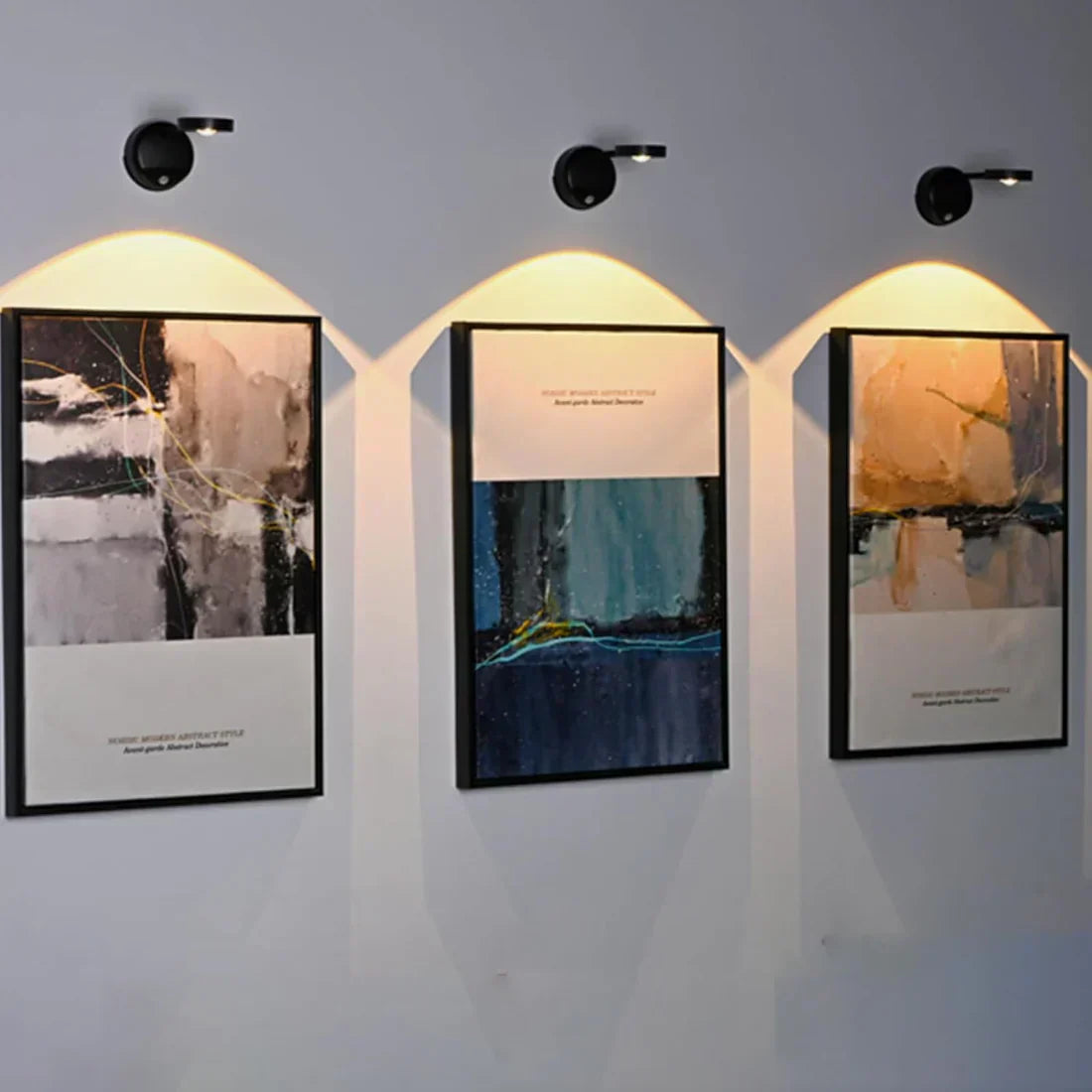 Junips | Wall Spot - SmartGlow - Rechargeable LED - Motion Sensor