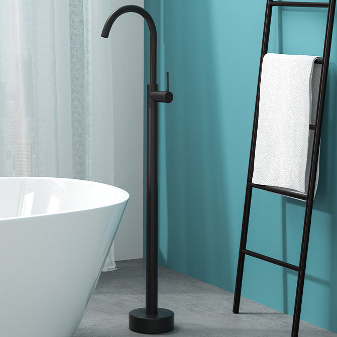 Junips | Modern Freestanding Bathtub Faucet Copper Floor Mounted Freestanding Bathtub Faucet