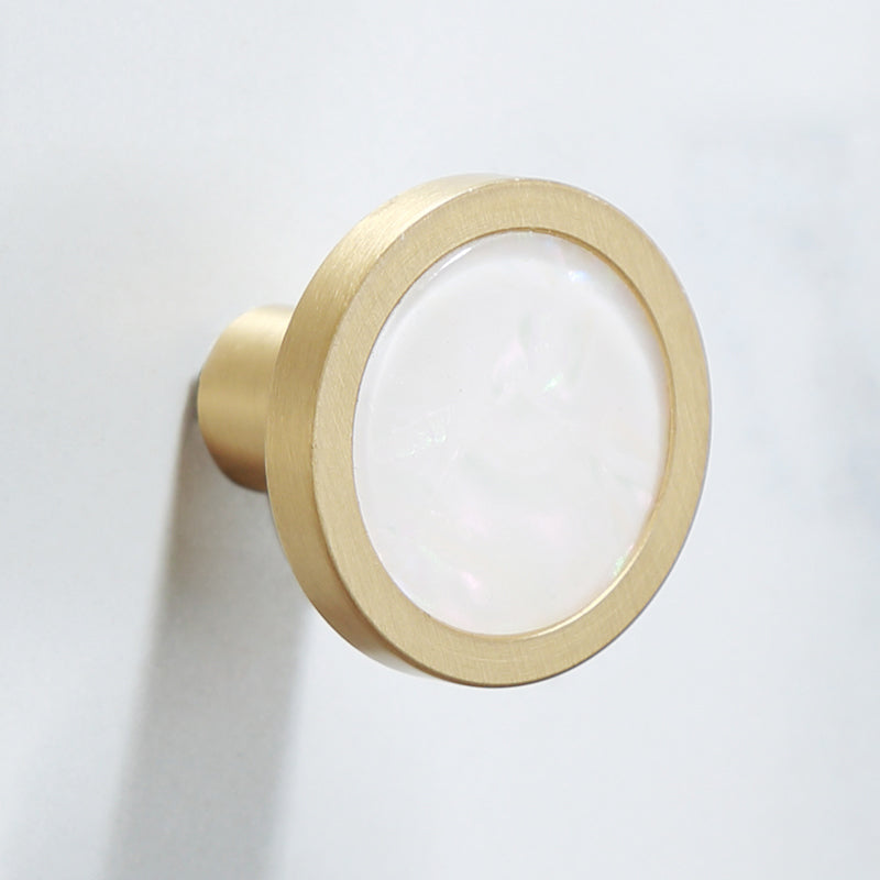 Junips | Polished Brass Bathroom Accessory Set Marble Bathroom Hardware