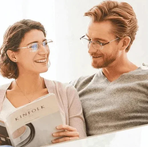 Junips | Progressive reading glasses with high hardness and anti-blue light filter for distance and near viewing
