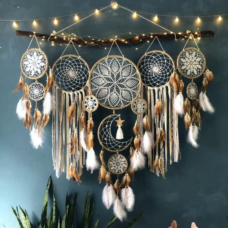 Junips | Dream catcher moon and stars hang over the bed (5 pieces)