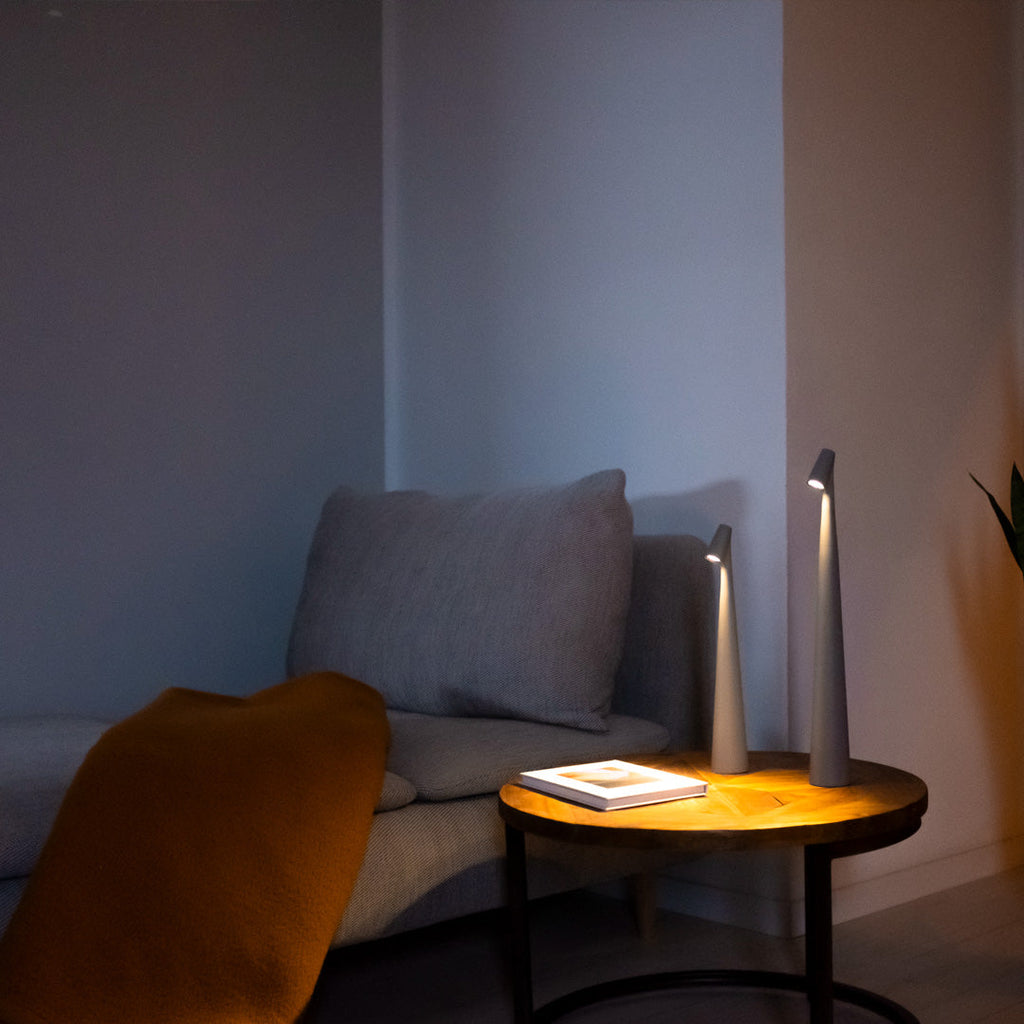 Junips | Table Lamp Modern Red Metal LED Light