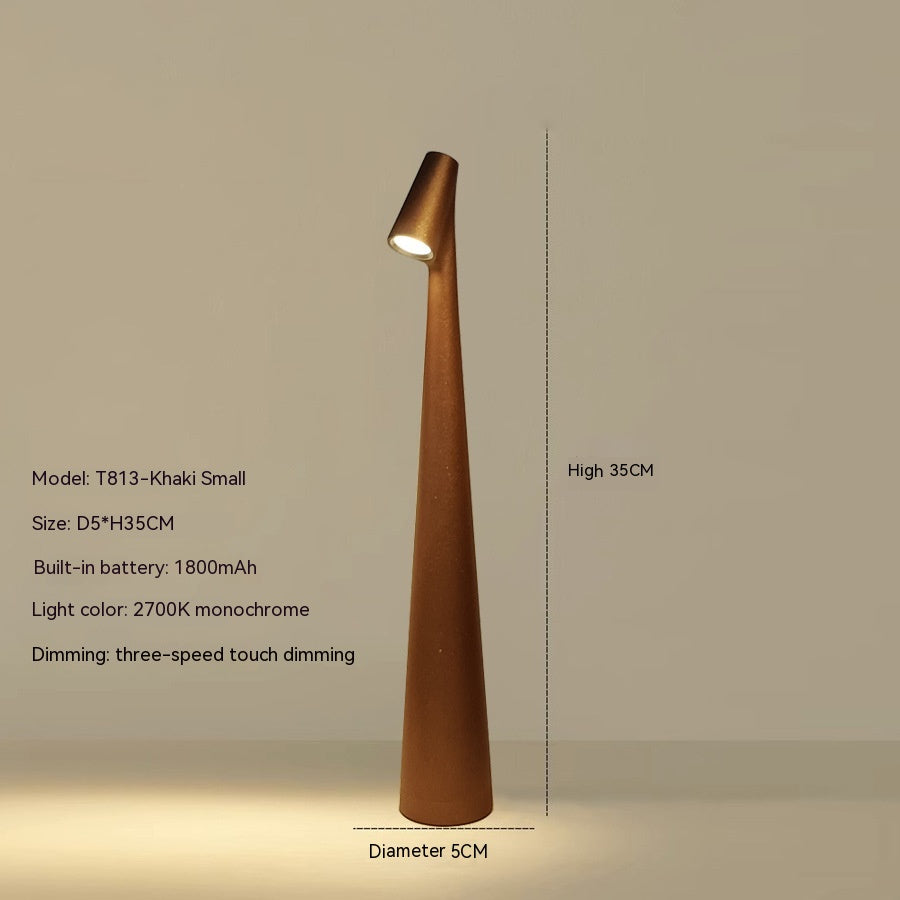 Junips | Table Lamp Modern Red Metal LED Light