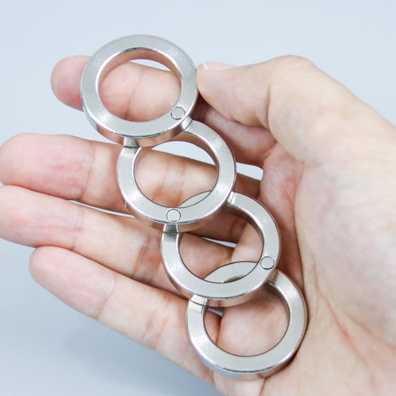 Junips | Folding Four-Finger Trigger Ring | Zinc Alloy Kinetic Tactile Module | Multi-Jointed Stress Relief Hardware | Compact EDC Folding Mechanical Ring