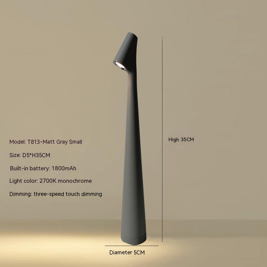 Junips | Table Lamp Modern Red Metal LED Light