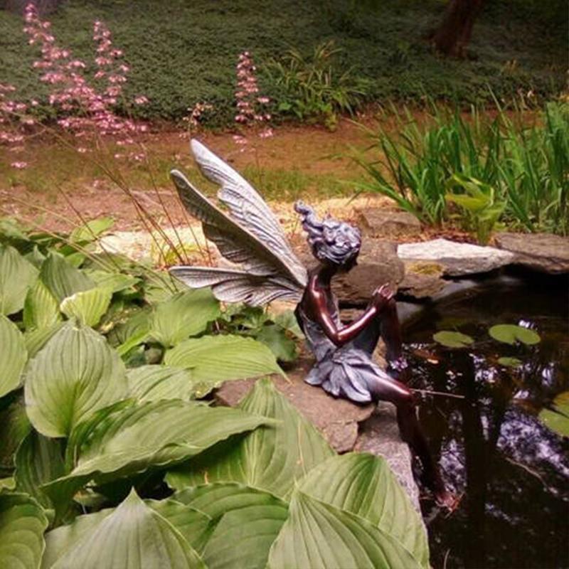 Junips | Sitting Elf Sculpture | Garden Decor