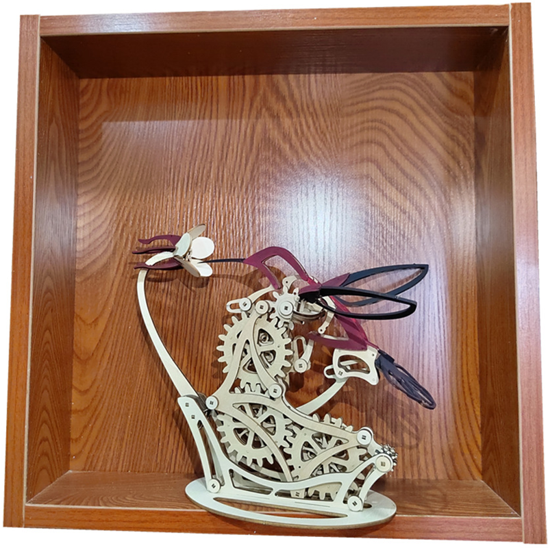 Junips | Wood Kinetic Hummingbird Sculpture