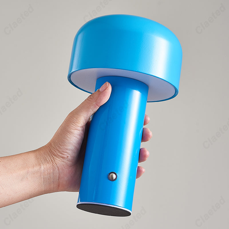 Junips | Bellhop Table Lamp