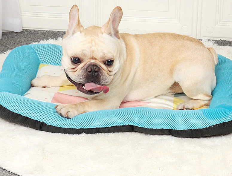 Junips | Pet Silk Cooling Mat