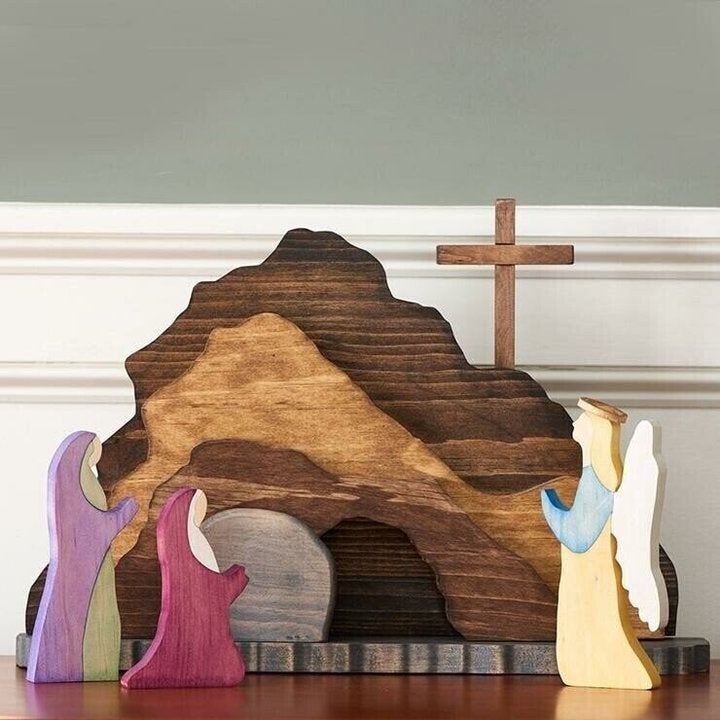 Junips | Easter Scene Wooden Decoration