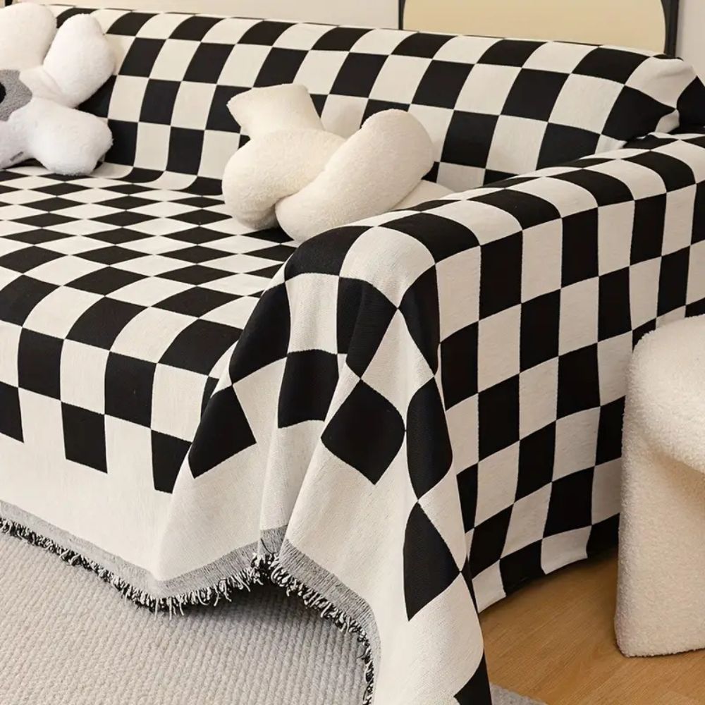 Junips | Checkerboard Anti-Scratch Sofa Cover