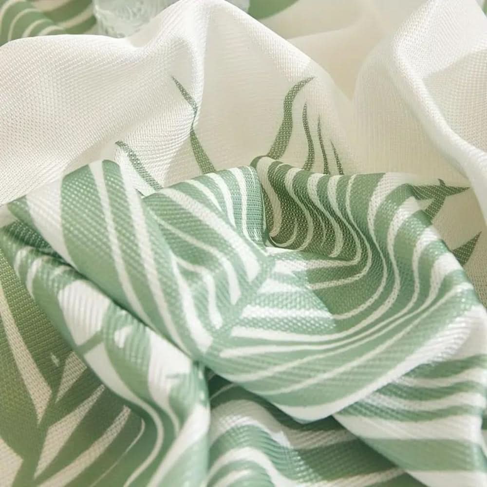 Junips | FreshLeaf - Enchanting, airy sofa cover
