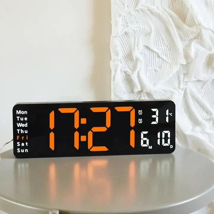 Junips | ARIS - Digital watch with night light Features