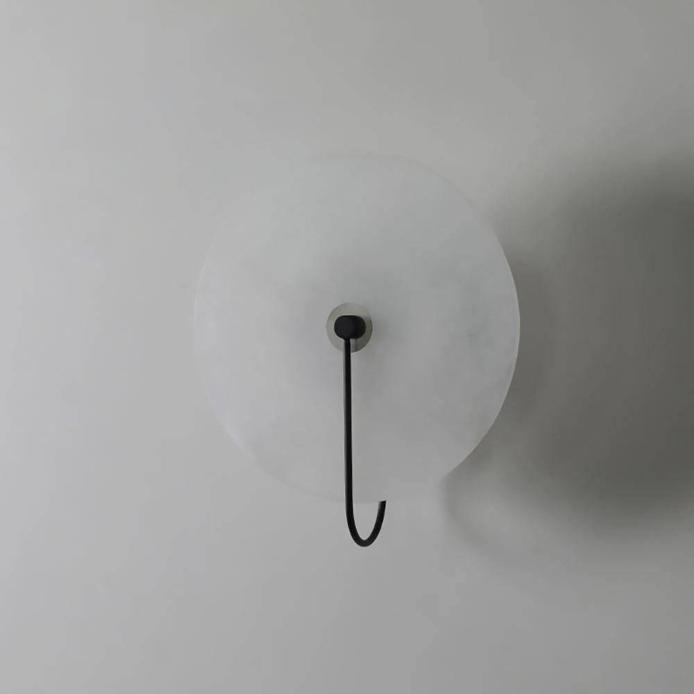 Junips | White Alabaster Wall Lamp