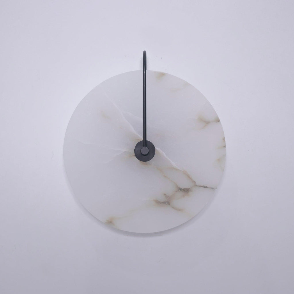 Junips | White Alabaster Wall Lamp
