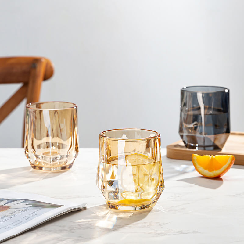 Junips | Amber hexagonal Glass Cups