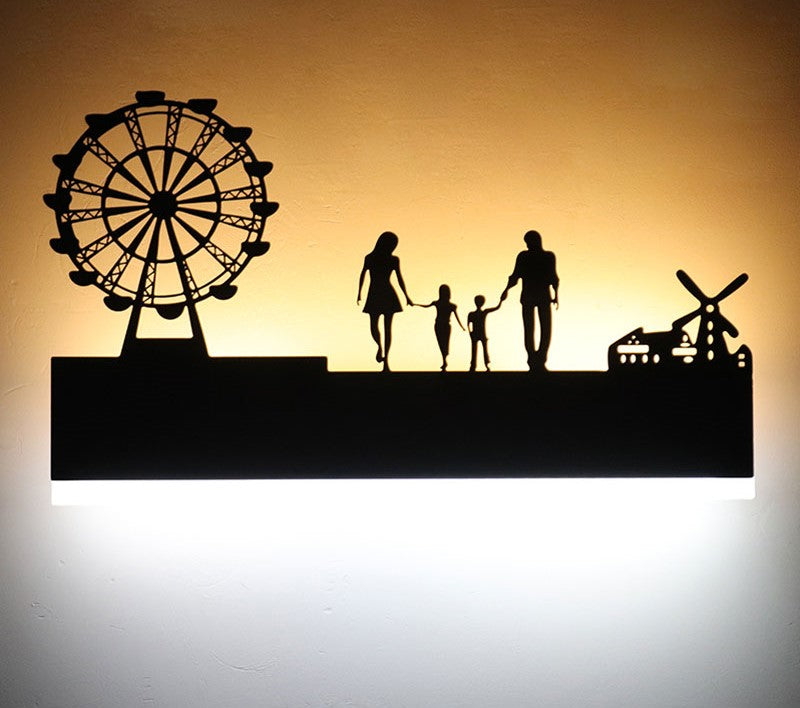 Junips | Wall lamp with versatile design