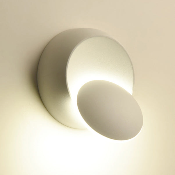 Junips | Contemporary Nordic Iron Round Eclipse Rotatable LED Wall Light for Nightstand