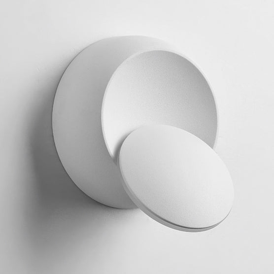 Junips | Contemporary Nordic Iron Round Eclipse Rotatable LED Wall Light for Nightstand
