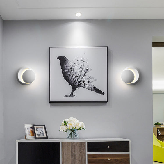 Junips | Contemporary Nordic Iron Round Eclipse Rotatable LED Wall Light for Nightstand