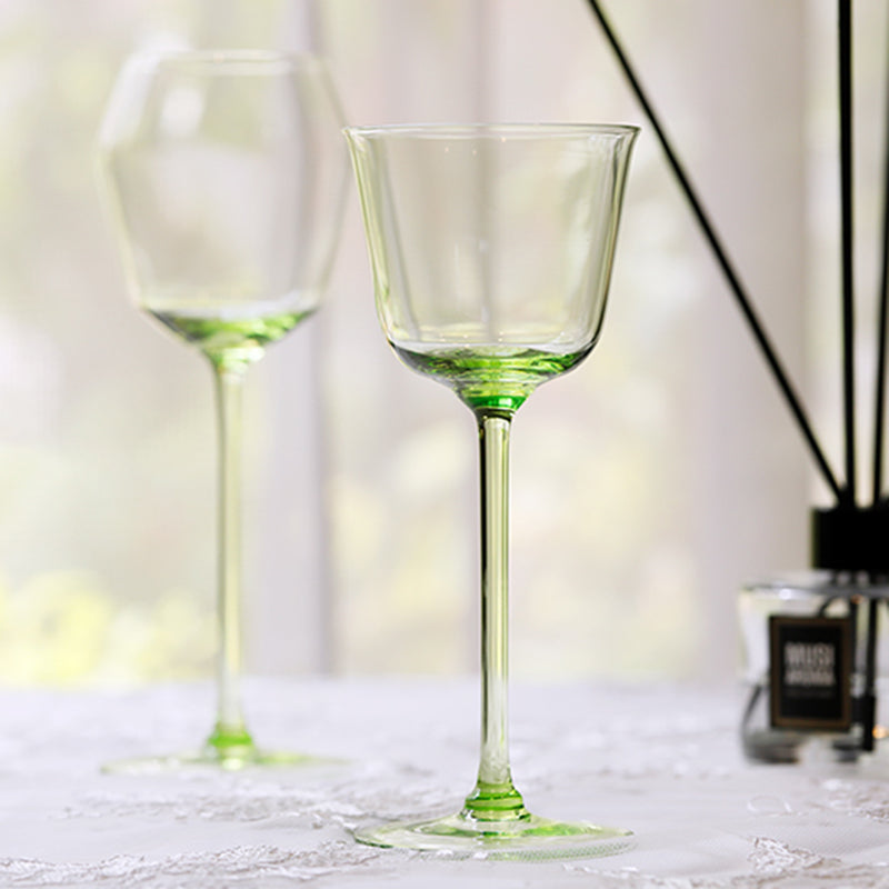 Junips | Bareqeth Green Wine Glass