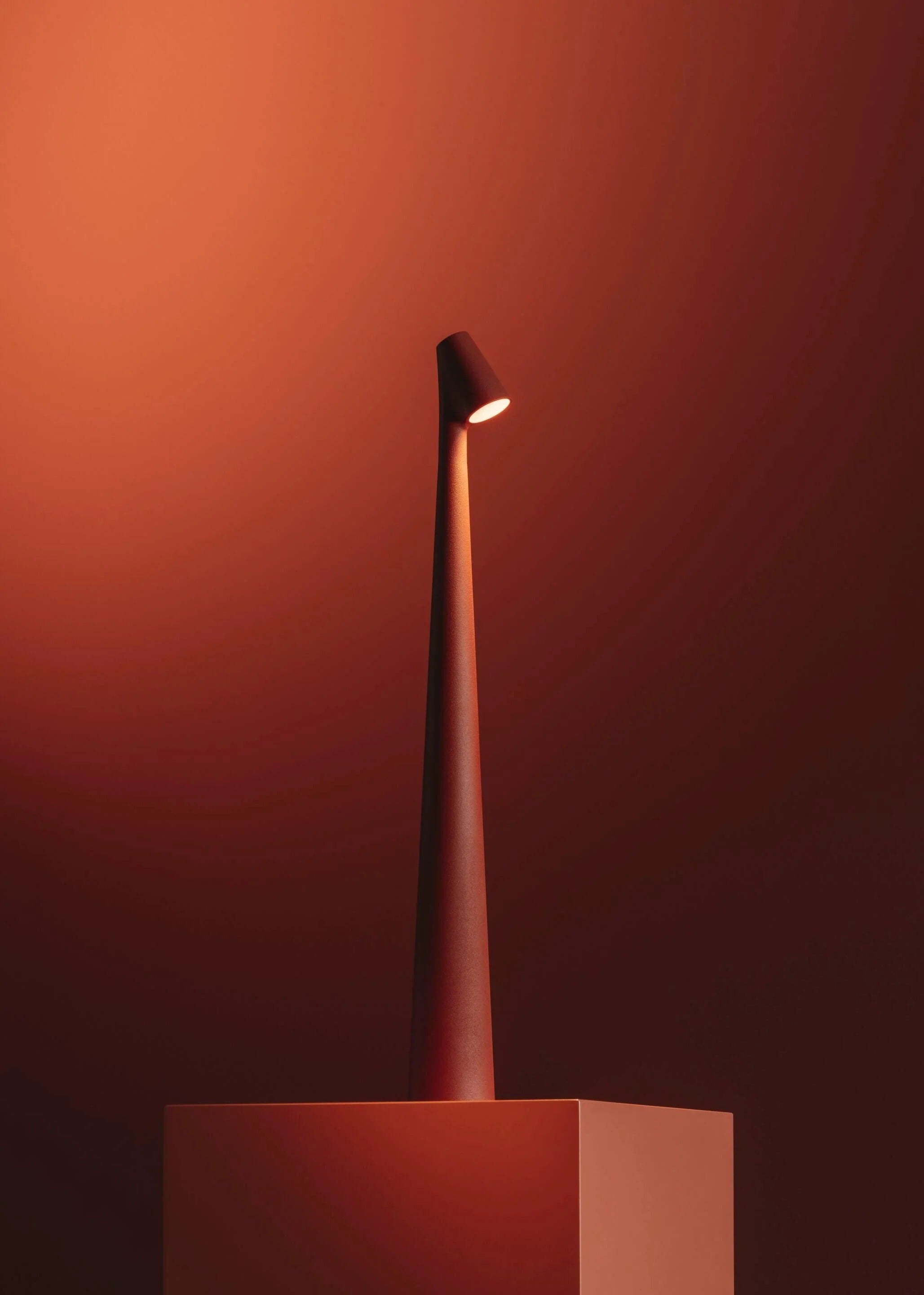 Junips | Wireless LED Table Lamp with Dimming – Modern Nordic Style Design
