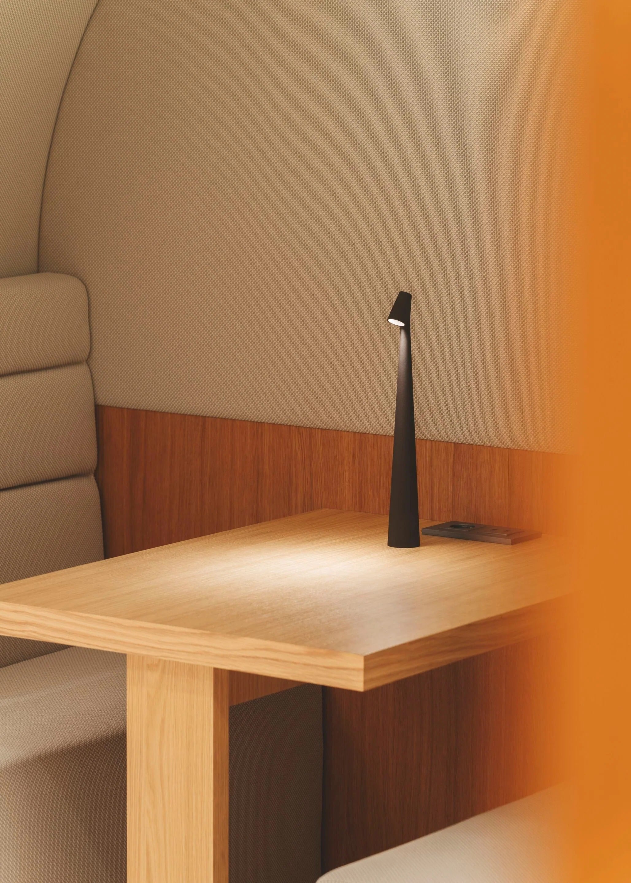 Junips | Wireless LED Table Lamp with Dimming – Modern Nordic Style Design