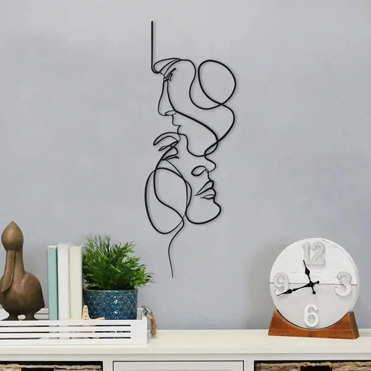 Junips | Black Metal Wall Art Wall Decoration Abstract Iron Wall Sculpture Minimalist Face Line Home Decor Craftsmanship