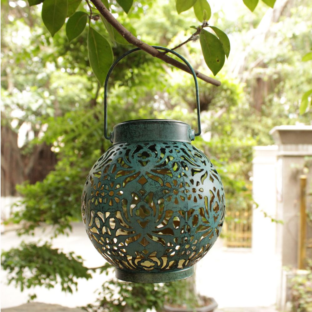 Junips | SolarLotte – Cozy garden lantern with solar energy