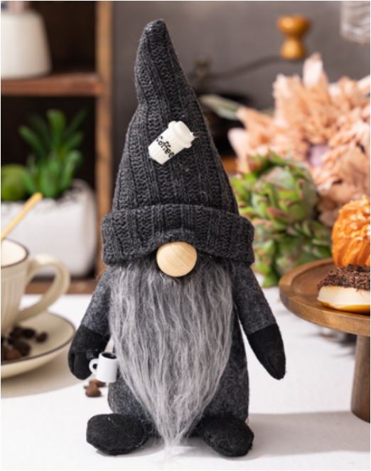 Junips | Handmade Gnomes for Festive Atmospheres