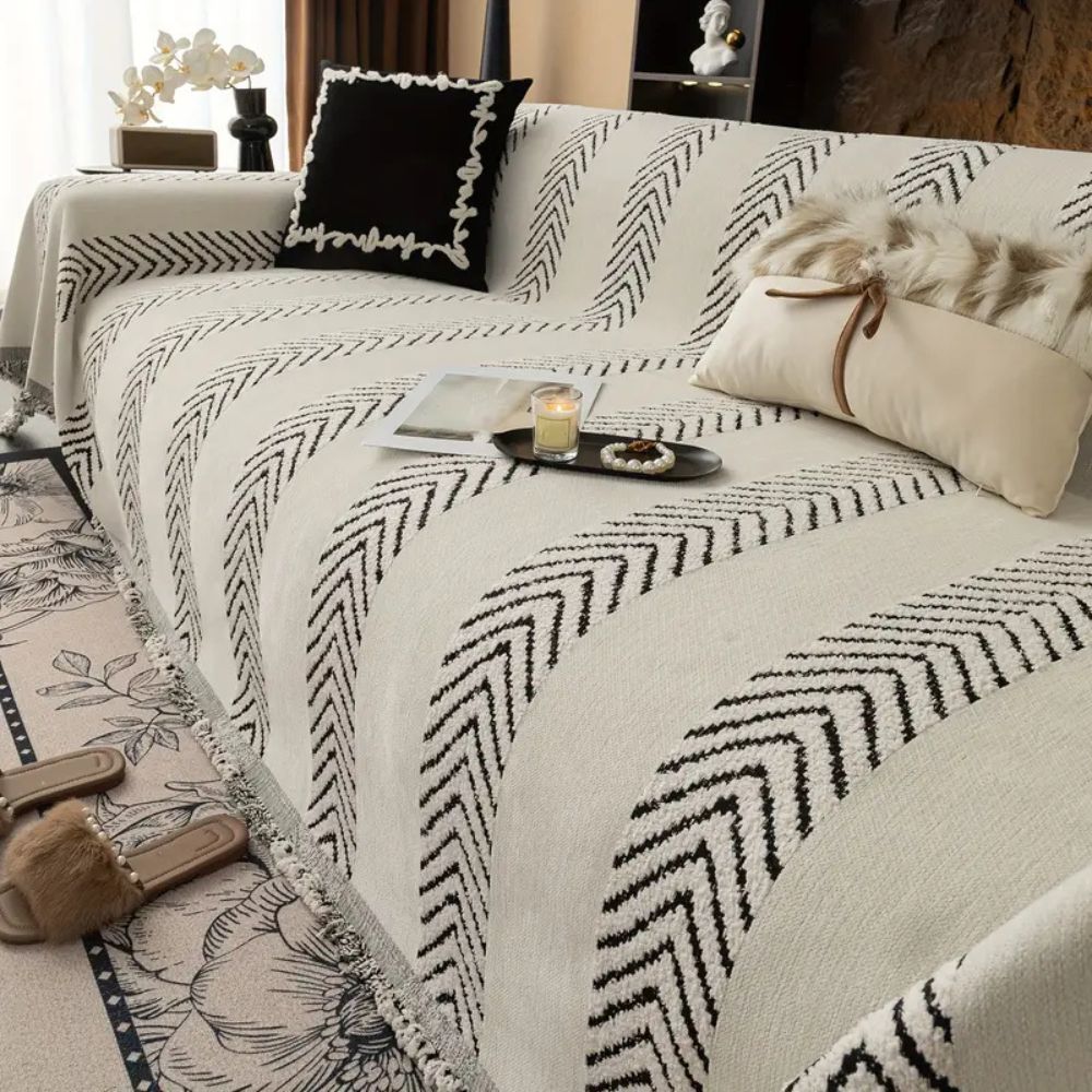 Junips | Chevron Echo Line Sofa Cover